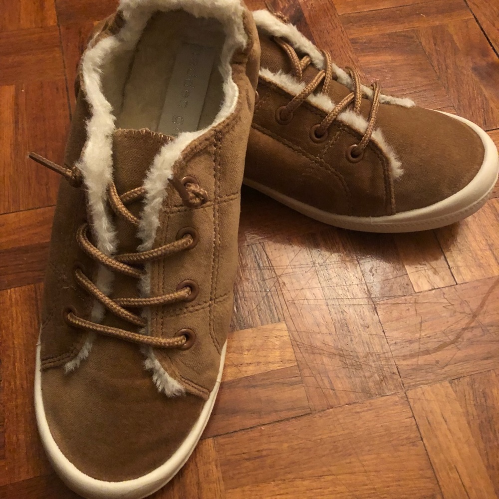 Madden girl faux fur lined sneakers